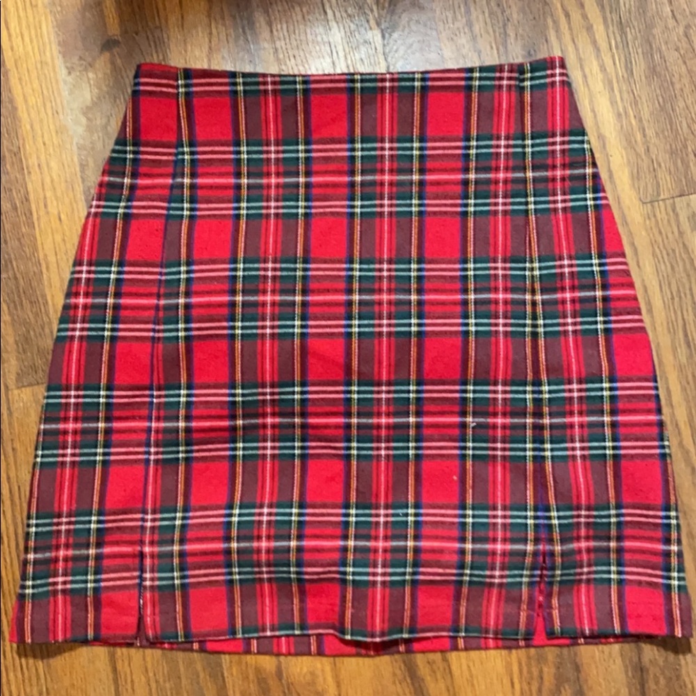 Brandy Melville plaid schoolgirl mini skirt